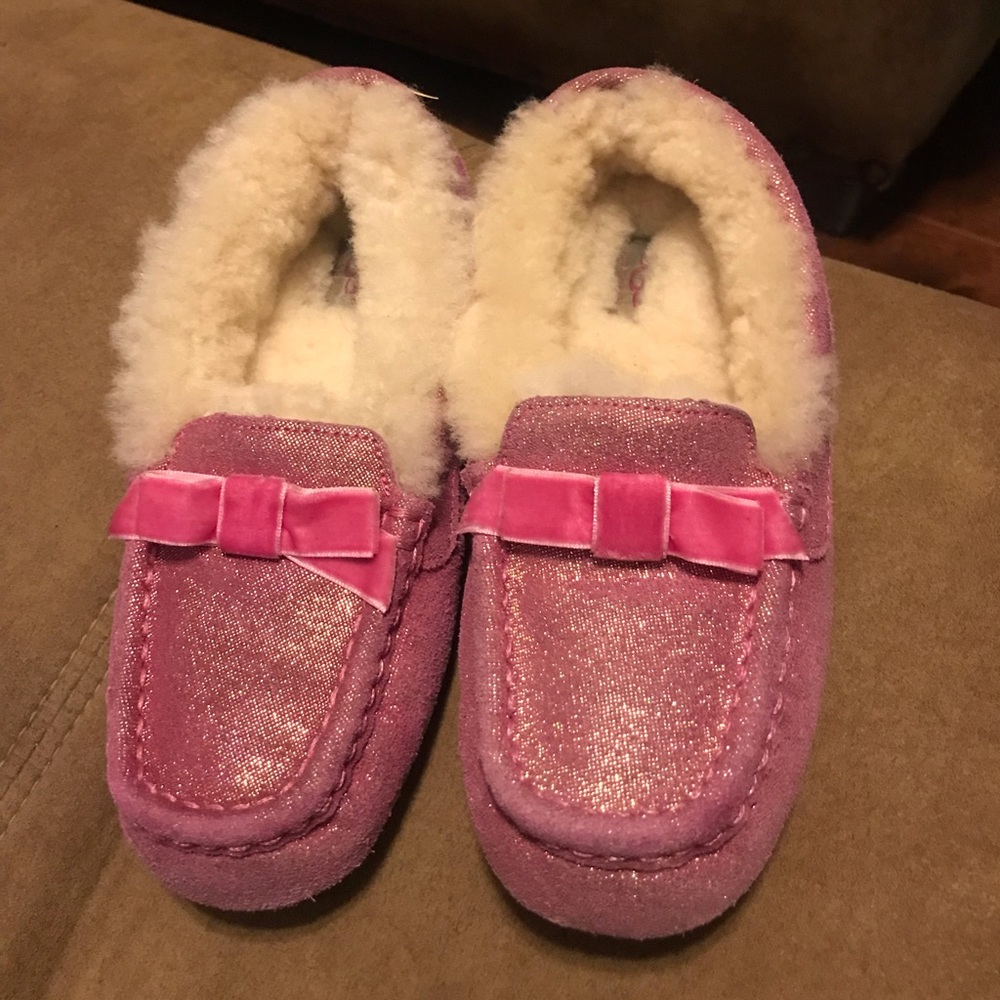 Girls Pink UGG Slippers